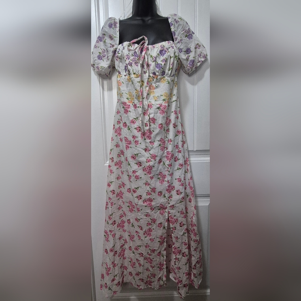 Womens Charlie Paige Floral Dress Size Medium New With Tags